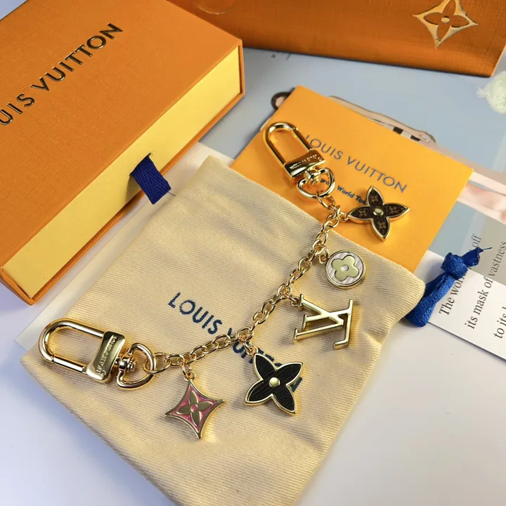 スーパーコピー ルイヴィトン キーホルダー