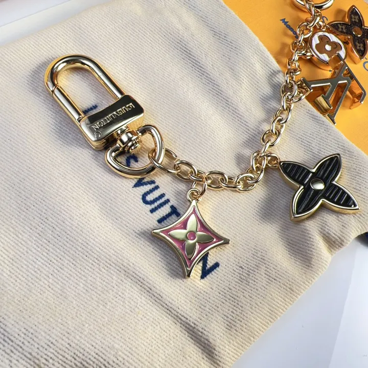 スーパーコピー ルイヴィトン キーホルダー