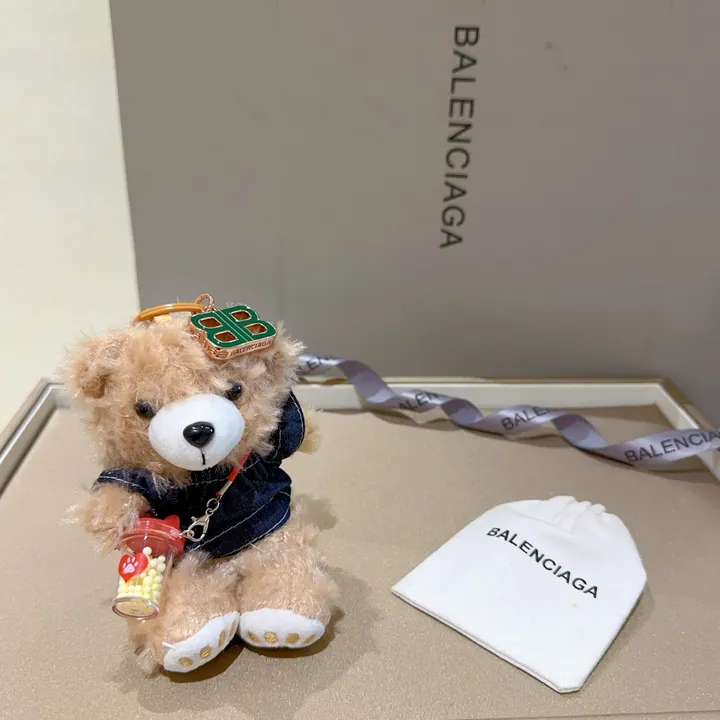 スーパーコピー バレンシアガ キーホルダー