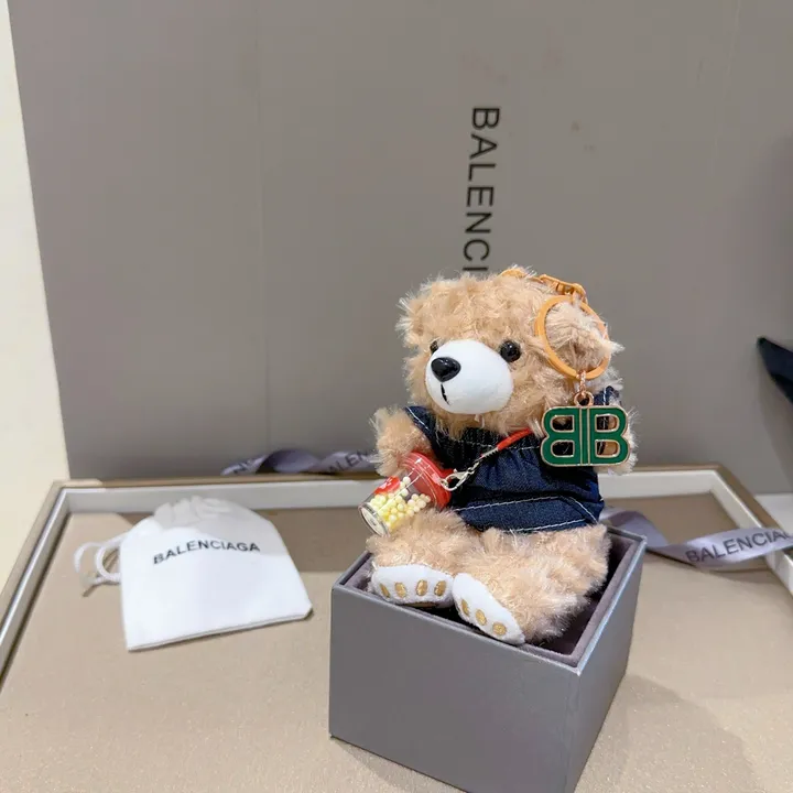 スーパーコピー バレンシアガ キーホルダー