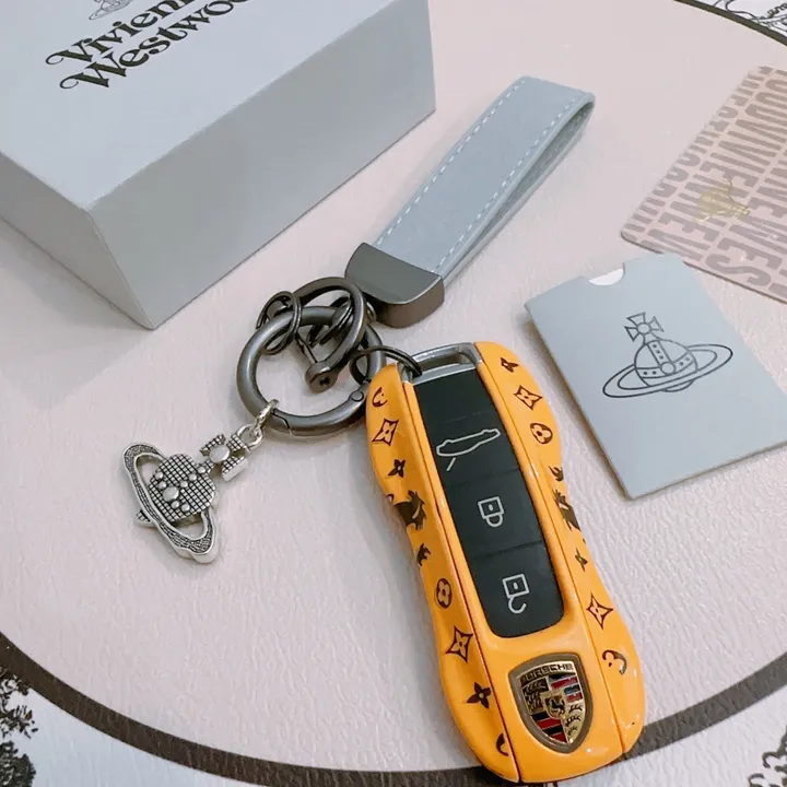 スーパーコピー クリスチャン・ルブタン キーホルダー