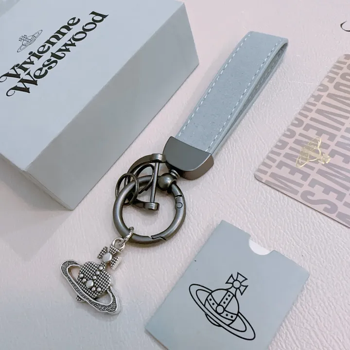 スーパーコピー クリスチャン・ルブタン キーホルダー