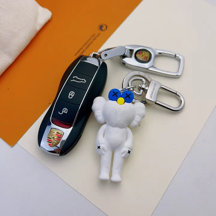 スーパーコピー ミュウミュウ キーホルダー