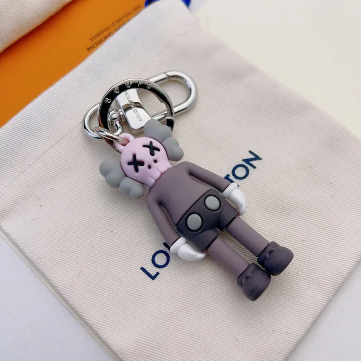 スーパーコピー ミュウミュウ キーホルダー