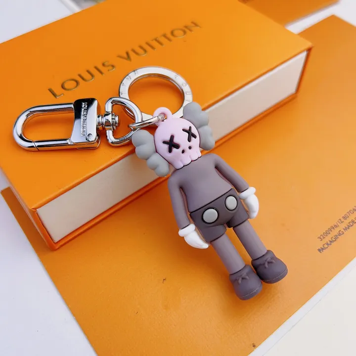 スーパーコピー ミュウミュウ キーホルダー