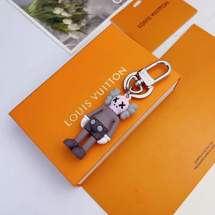 スーパーコピー ミュウミュウ キーホルダー