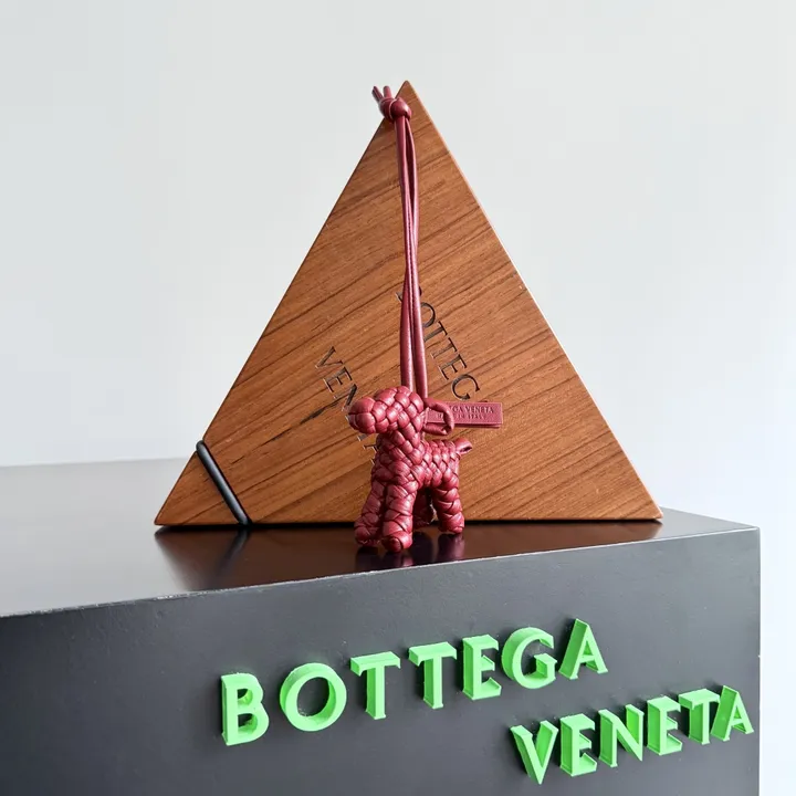 スーパーコピー ボッテガ ヴェネタ キーホルダー