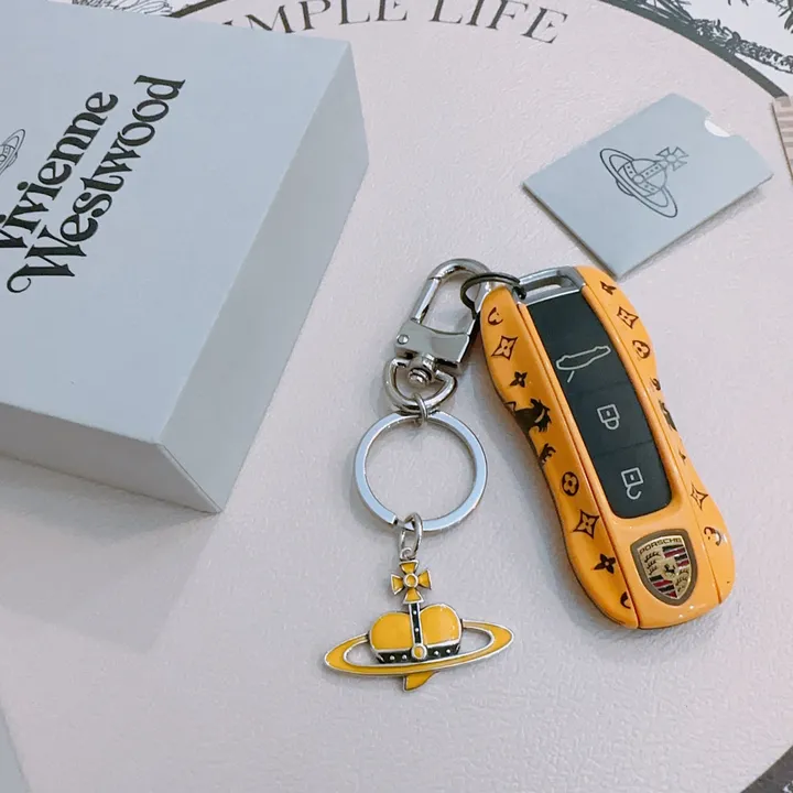 スーパーコピー ヴィヴィアン・ウエストウッド キーホルダー