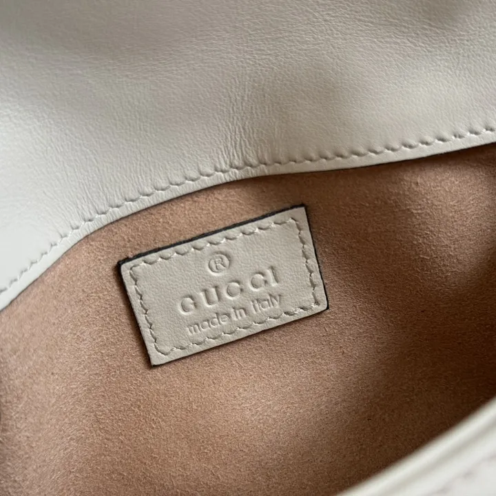 スーパーコピー ルイヴィトン キーホルダー