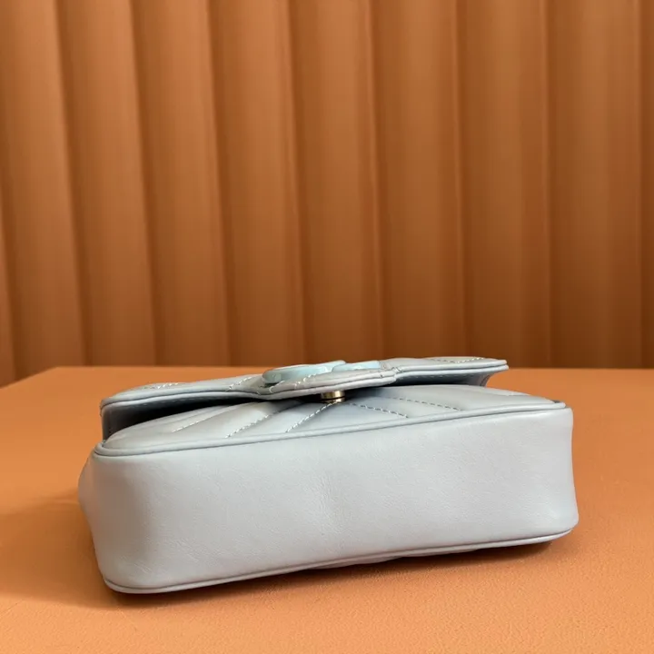 スーパーコピー ルイヴィトン キーホルダー