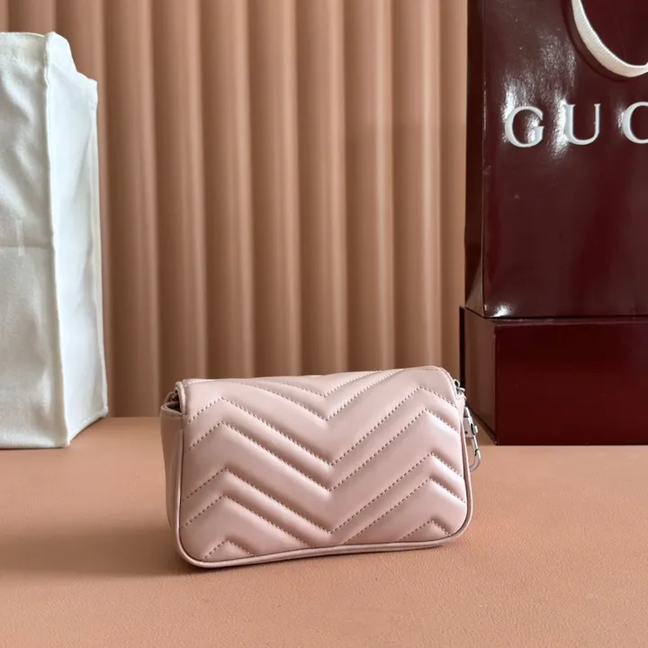 スーパーコピー グッチ キーホルダー