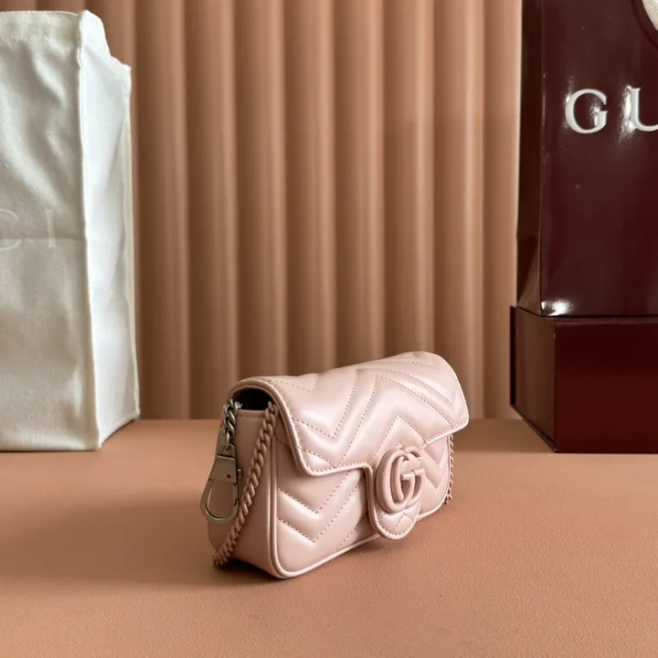 スーパーコピー グッチ キーホルダー