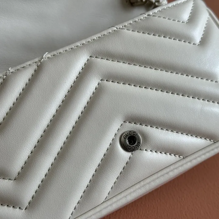 スーパーコピー ルイヴィトン キーホルダー