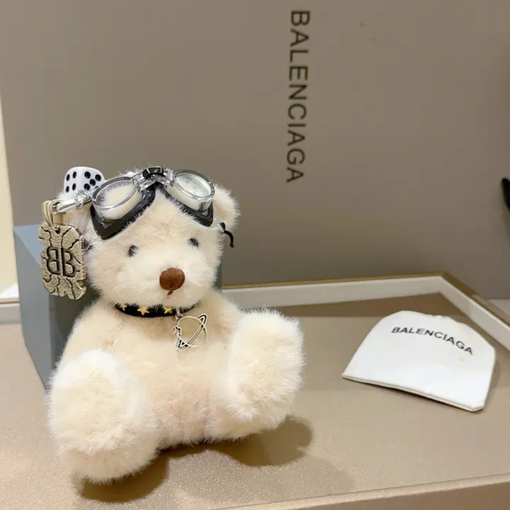 スーパーコピー バレンシアガ キーホルダー