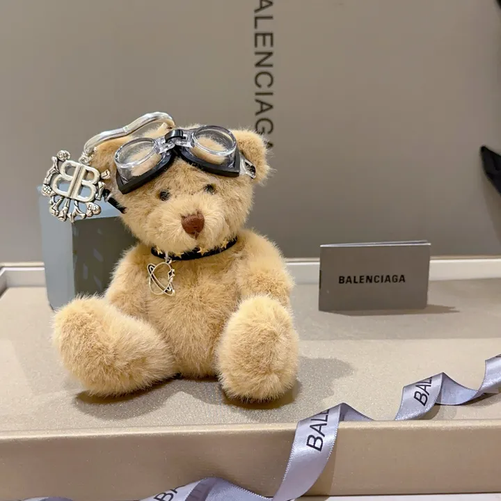 スーパーコピー バレンシアガ キーホルダー