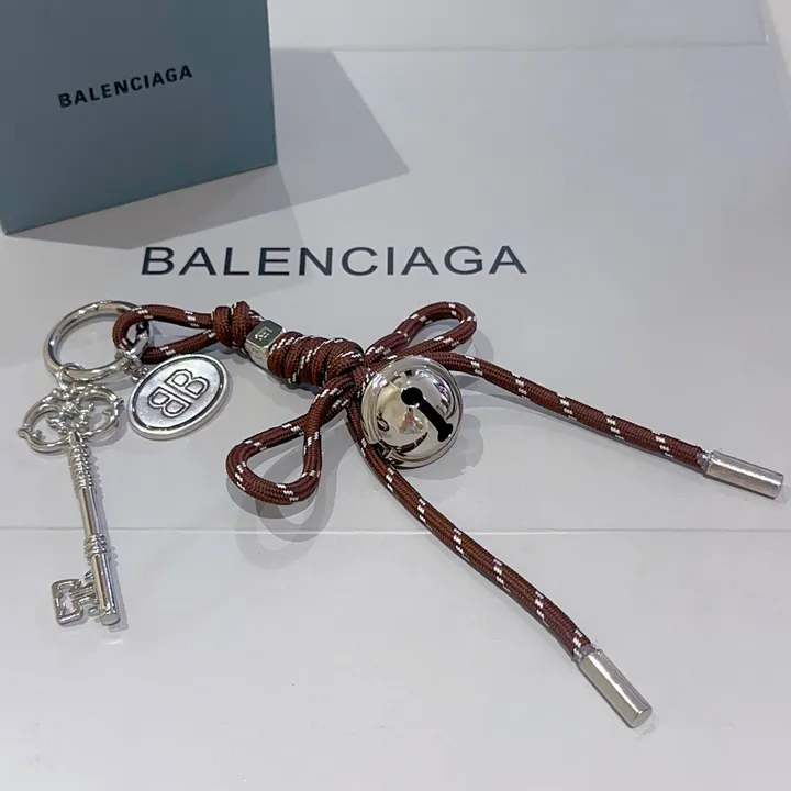 スーパーコピー バレンシアガ キーホルダー