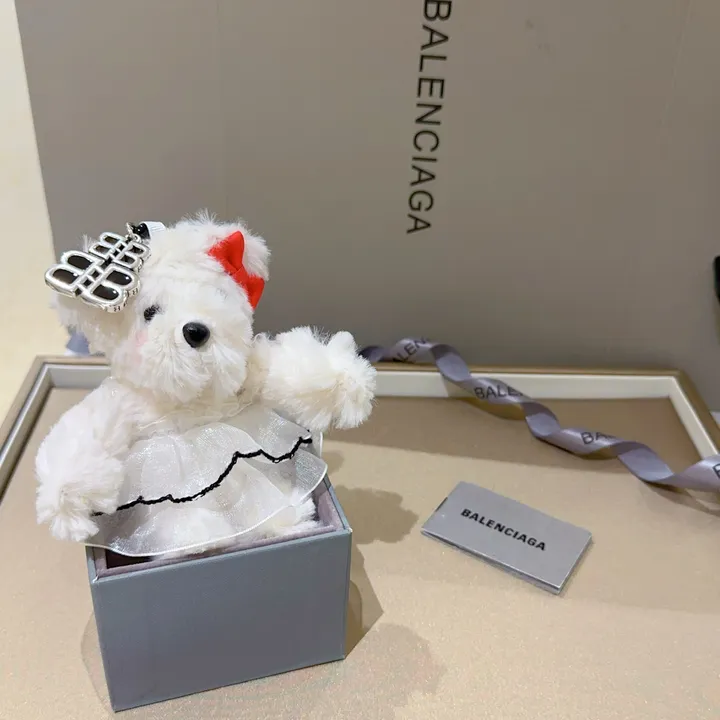 スーパーコピー バレンシアガ キーホルダー