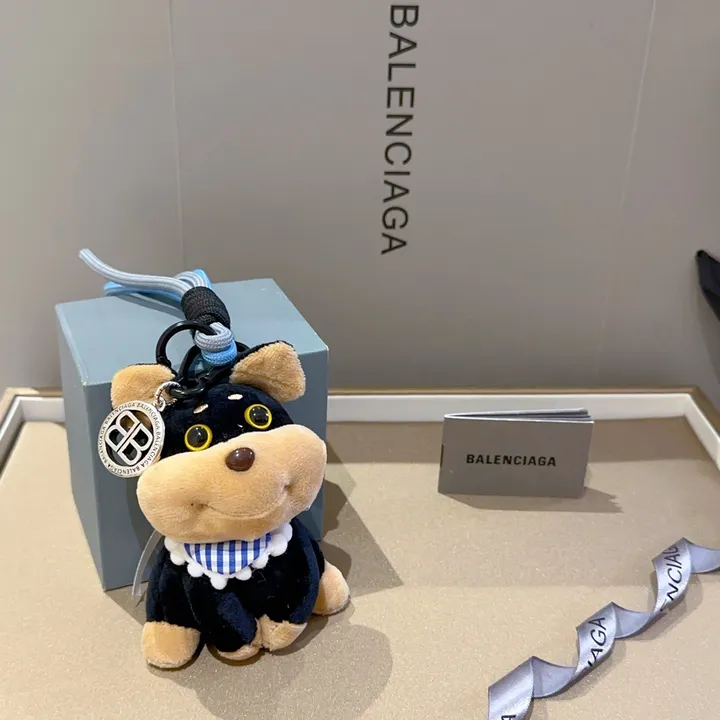 スーパーコピー バレンシアガ キーホルダー