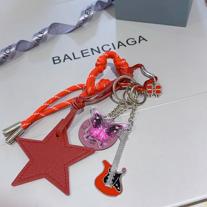 スーパーコピー バレンシアガ キーホルダー