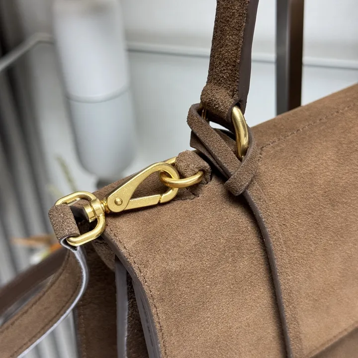 スーパーコピー プラダ キーホルダー