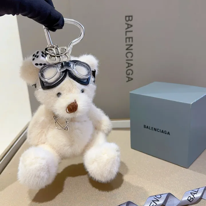 スーパーコピー バレンシアガ キーホルダー