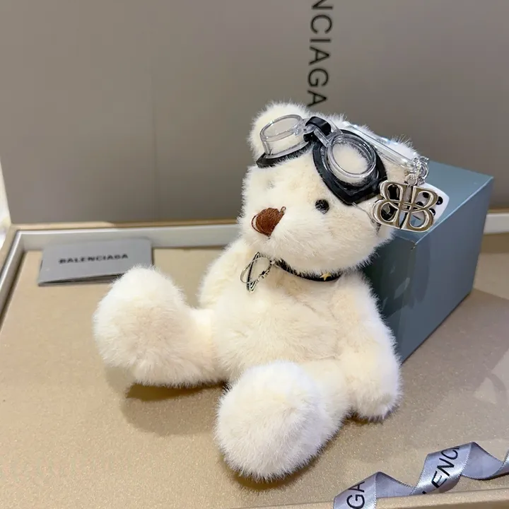 スーパーコピー バレンシアガ キーホルダー