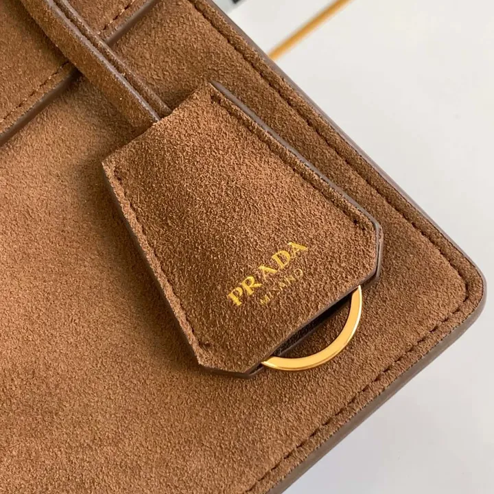 スーパーコピー プラダ キーホルダー