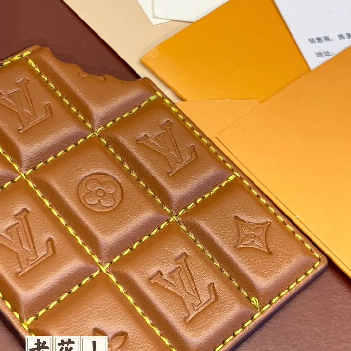 スーパーコピー ルイヴィトン キーホルダー