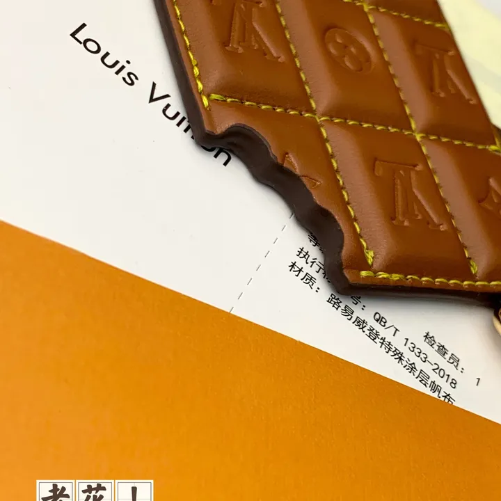 スーパーコピー ルイヴィトン キーホルダー