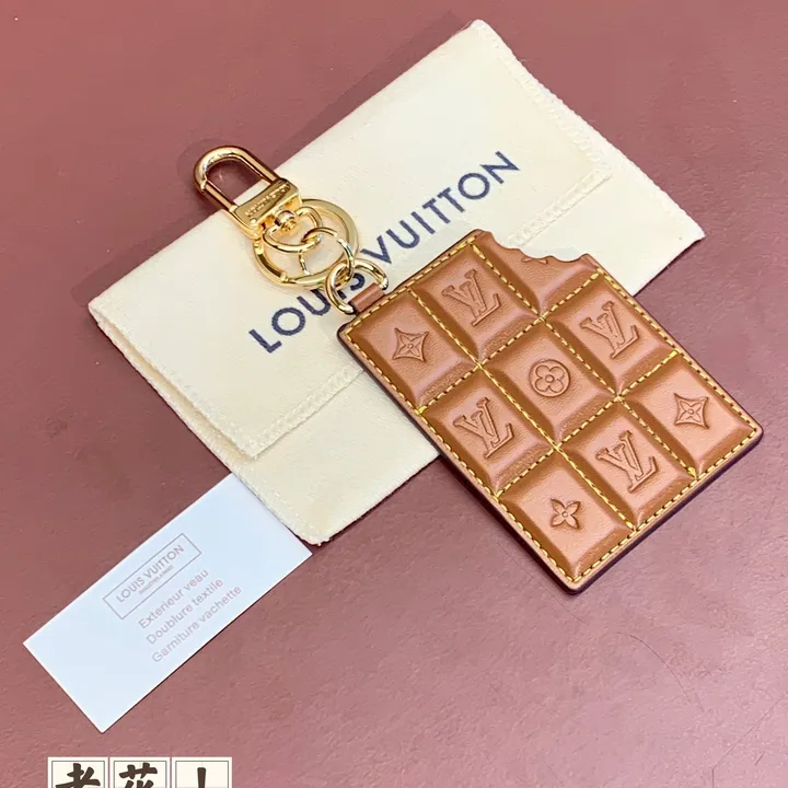 スーパーコピー ルイヴィトン キーホルダー