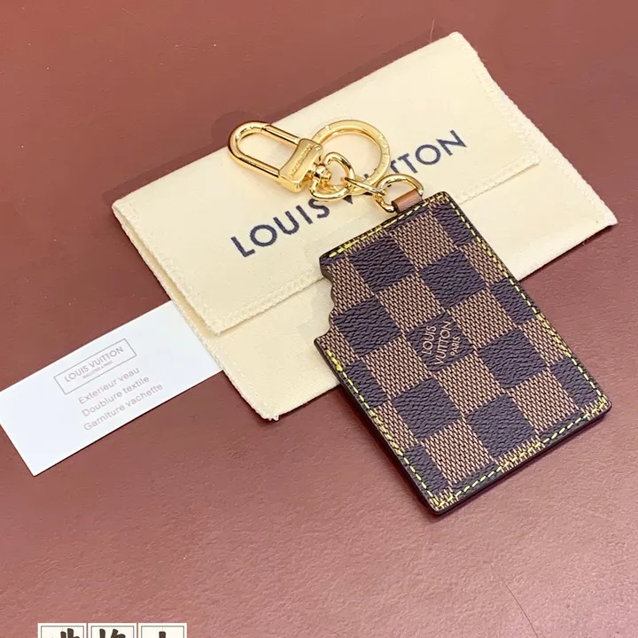 スーパーコピー ルイヴィトン キーホルダー