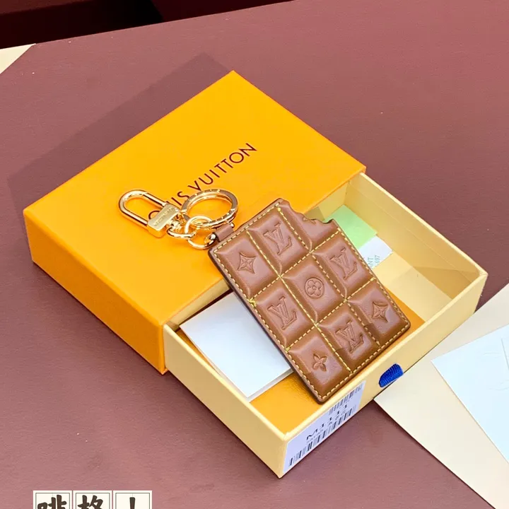 スーパーコピー ルイヴィトン キーホルダー