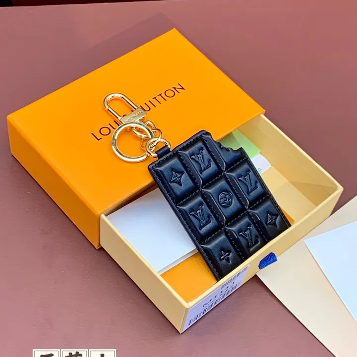 スーパーコピー ルイヴィトン キーホルダー