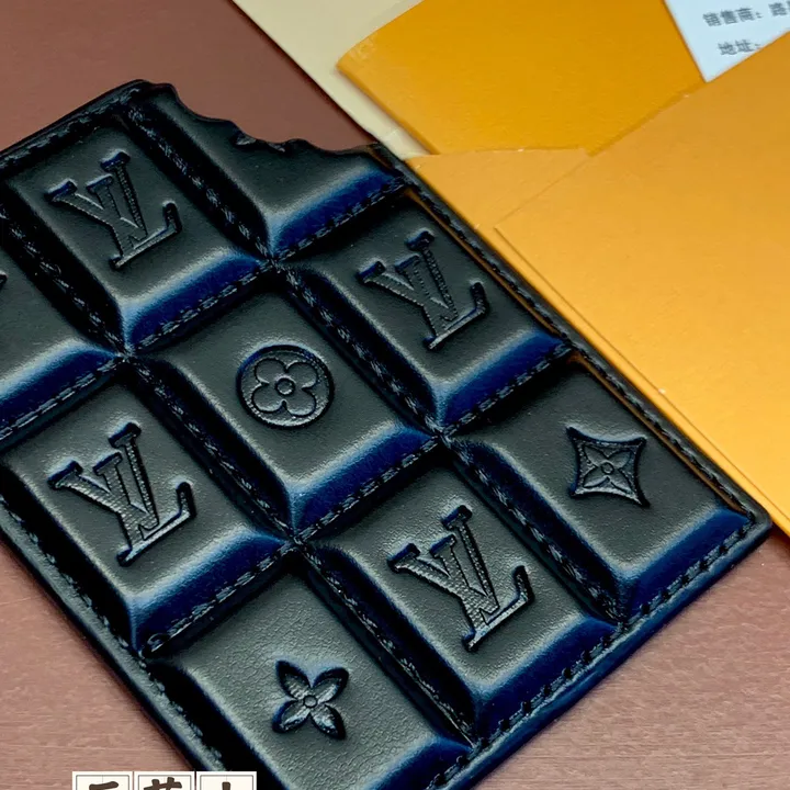 スーパーコピー ルイヴィトン キーホルダー