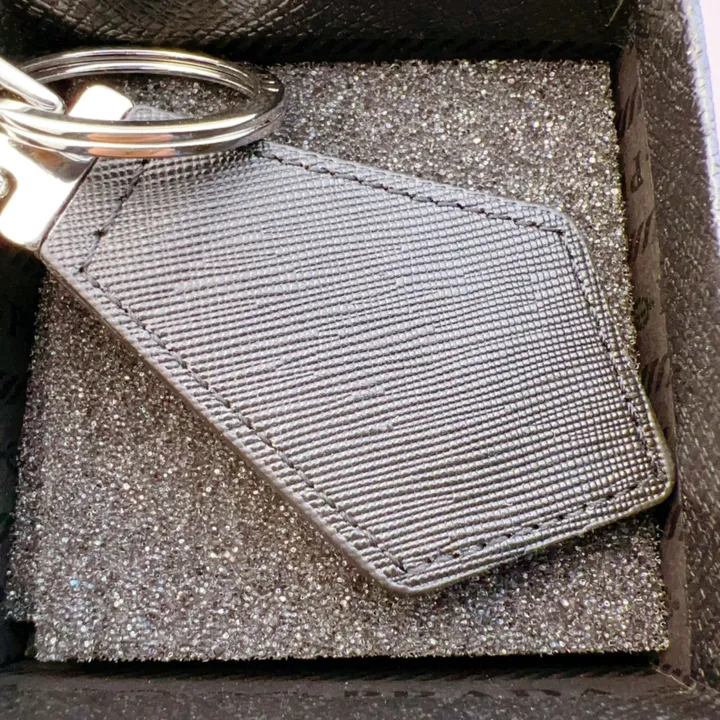 スーパーコピー プラダ キーホルダー