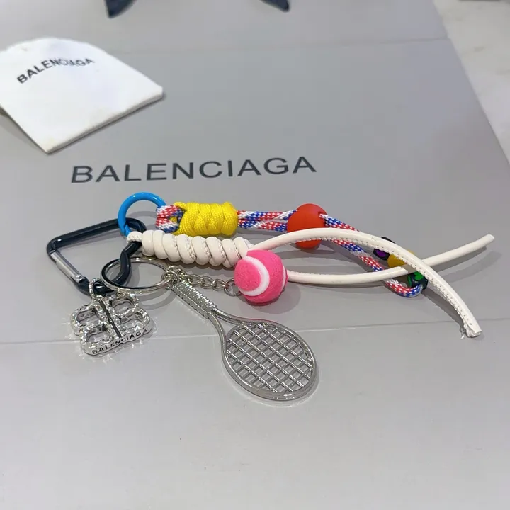 スーパーコピー バレンシアガ キーホルダー