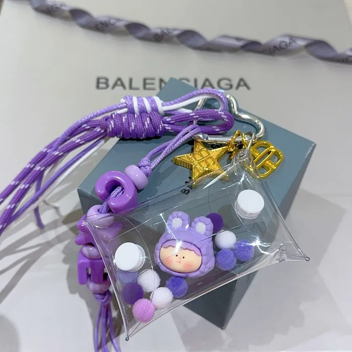 スーパーコピー バレンシアガ キーホルダー