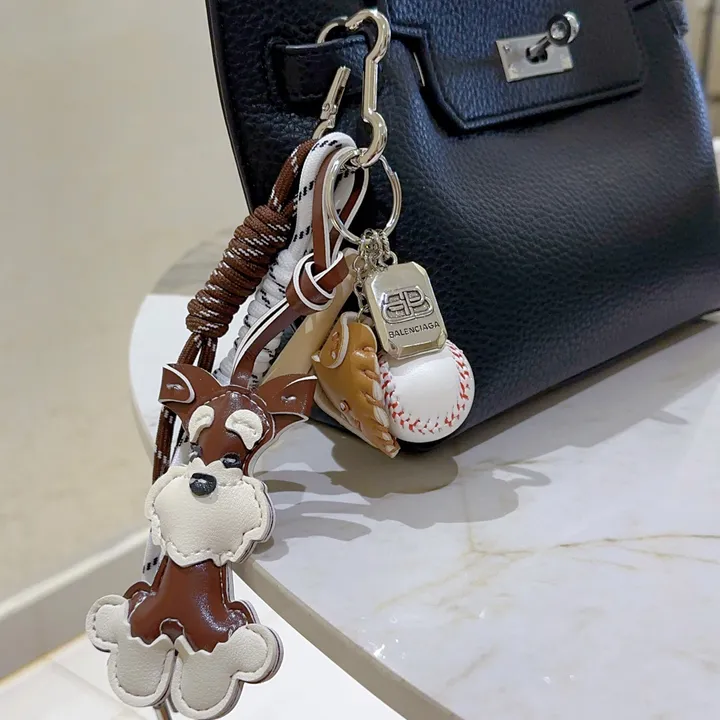 スーパーコピー バレンシアガ キーホルダー