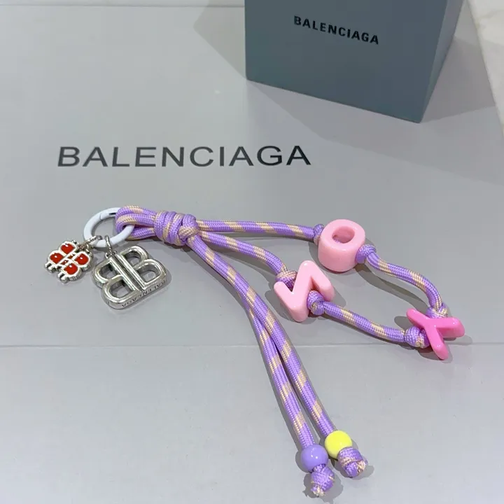 スーパーコピー バレンシアガ キーホルダー