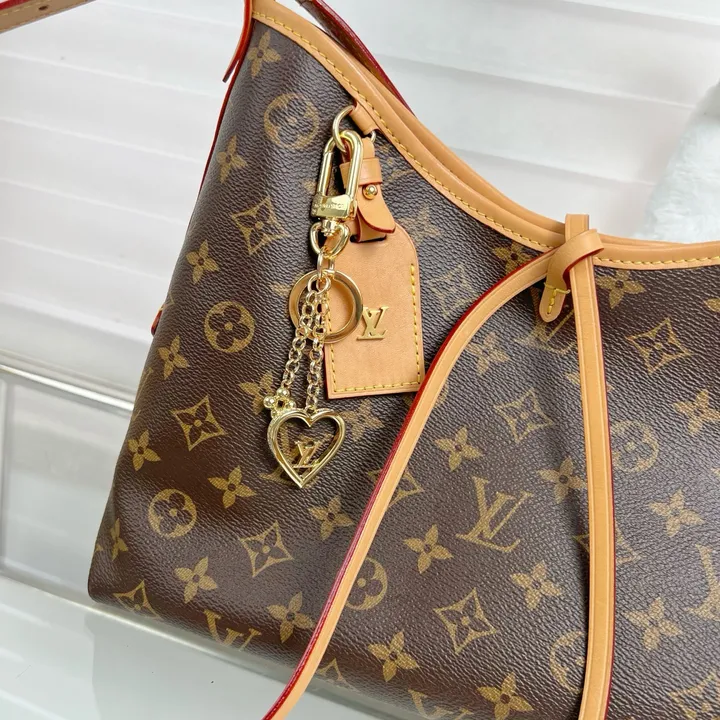 スーパーコピー ルイヴィトン キーホルダー