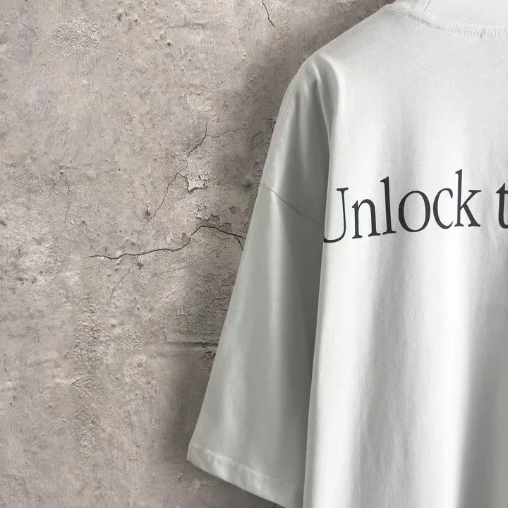 スーパーコピー バレンシアガ キーホルダー