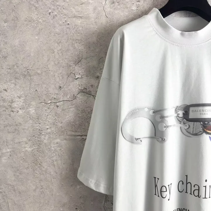 スーパーコピー バレンシアガ キーホルダー