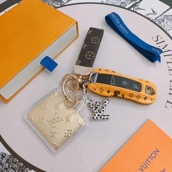 スーパーコピー ルイヴィトン キーホルダー