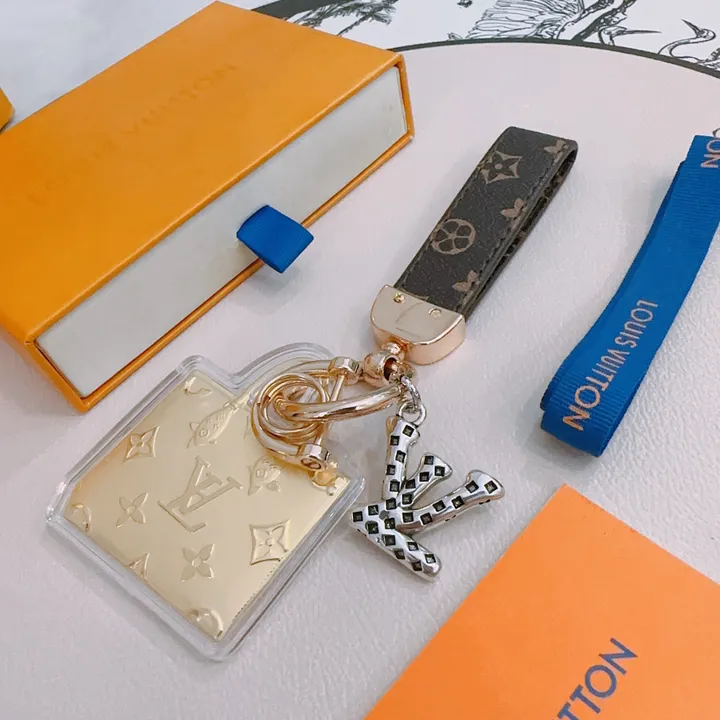 スーパーコピー ルイヴィトン キーホルダー