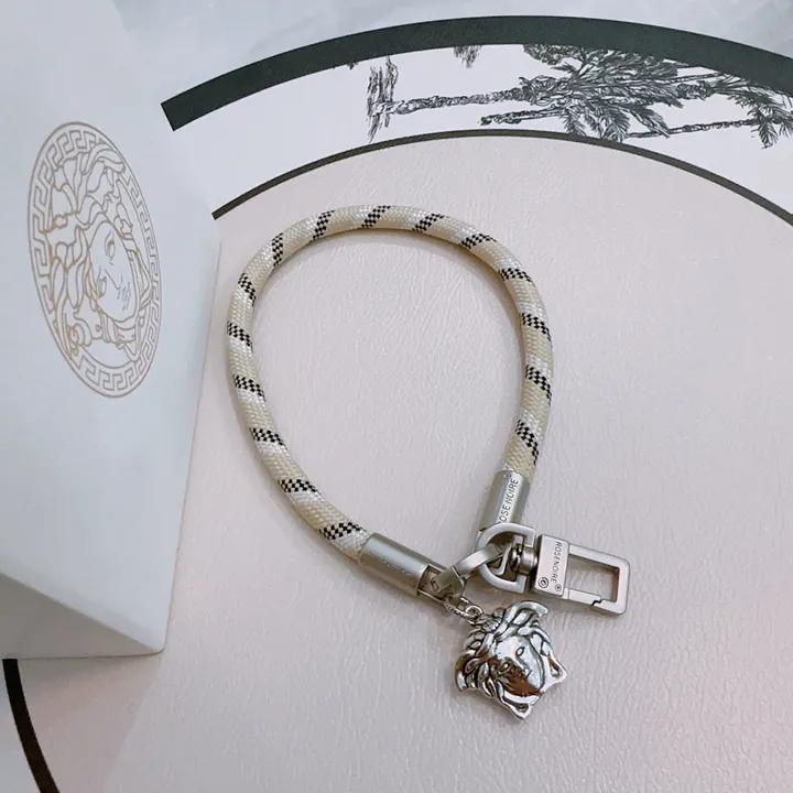 スーパーコピー プラダ キーホルダー