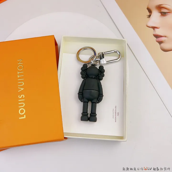 スーパーコピー ミュウミュウ キーホルダー