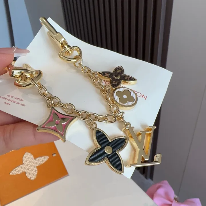 スーパーコピー ルイヴィトン キーホルダー