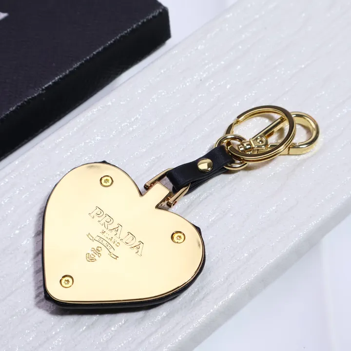 スーパーコピー プラダ キーホルダー