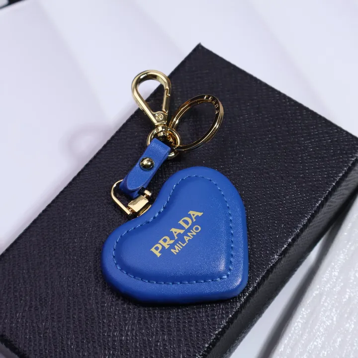 スーパーコピー プラダ キーホルダー