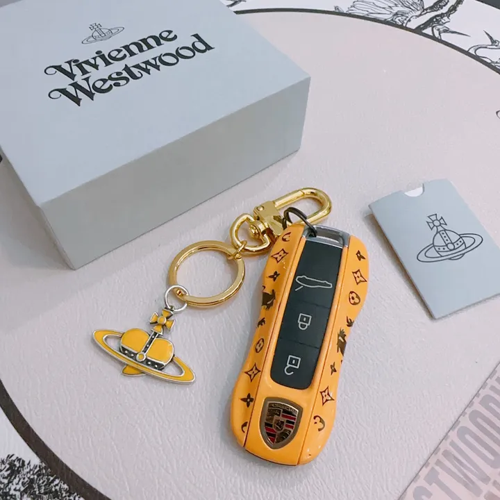 スーパーコピー ヴィヴィアン・ウエストウッド キーホルダー